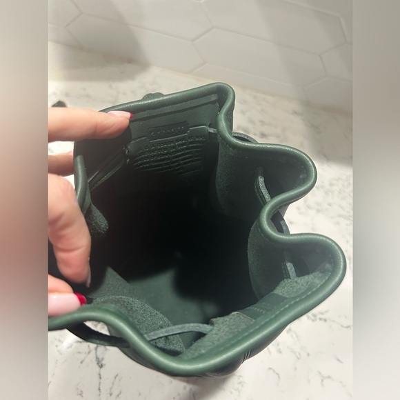 Coach Bixby Slimg Backpack 9984 Pristine - Picture 12 of 15